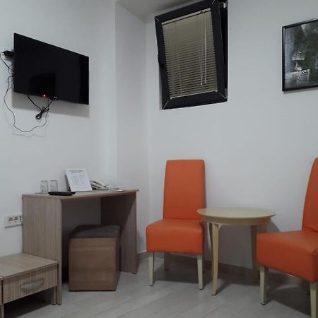 Hotel Old Konak Скопье Экстерьер фото